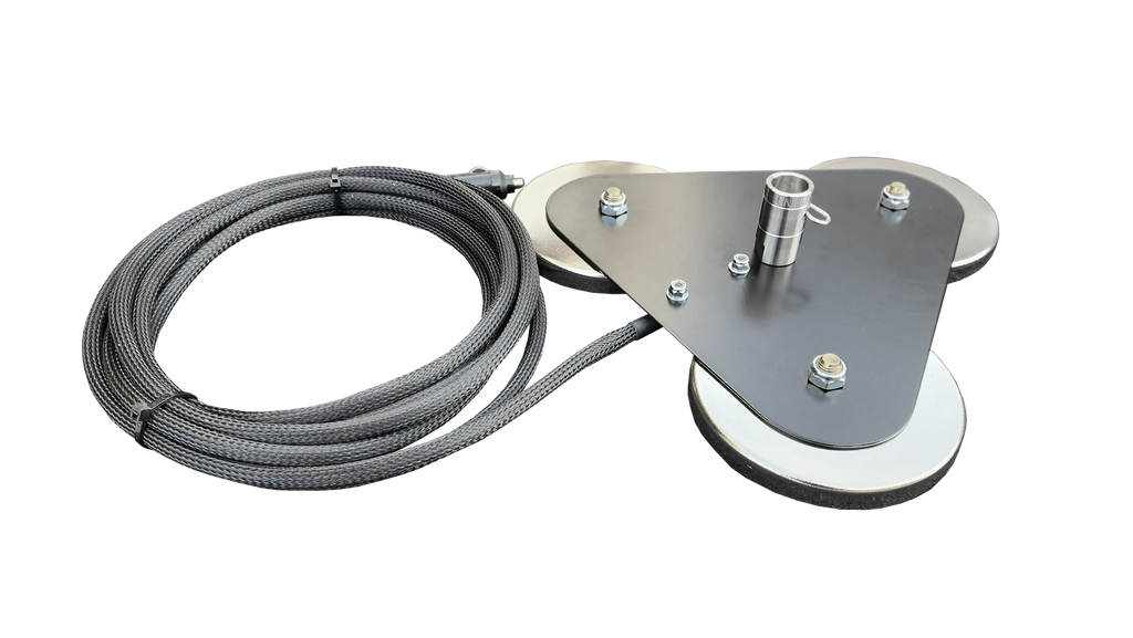 Triangle Magnetic Mount w/ Power outlet– buggywhip